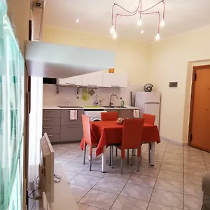 https://la-casetta-dalu.palermohotels.org